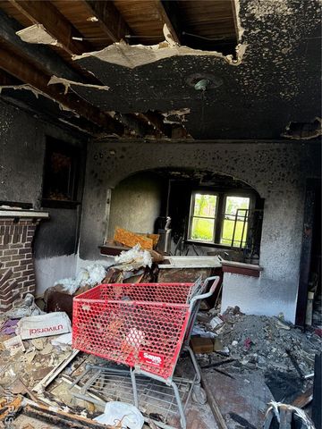 4628 Elmbank Avenue, St Louis, MO 63115