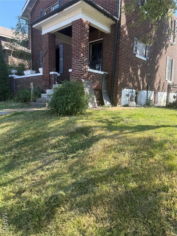 4628 Elmbank Avenue, St Louis, MO 63115