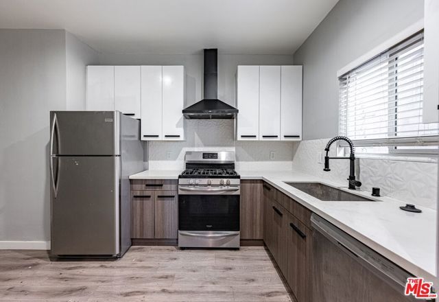 747 S New Hampshire Avenue, Los Angeles, CA 90005