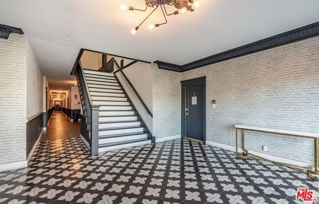 747 S New Hampshire Avenue, Los Angeles, CA 90005