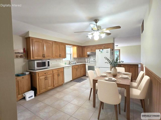 S53W24945 Glendale ROAD, Waukesha, WI 53189