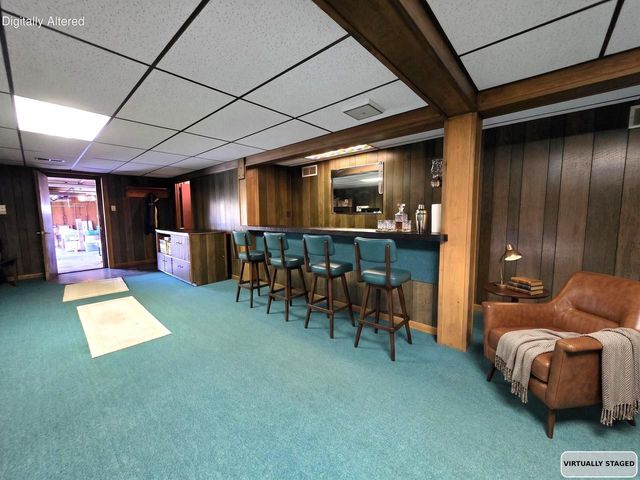 S53W24945 Glendale ROAD, Waukesha, WI 53189