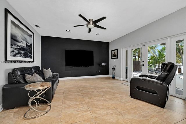 12949 SW 140 Street Road, Miami, FL 33186