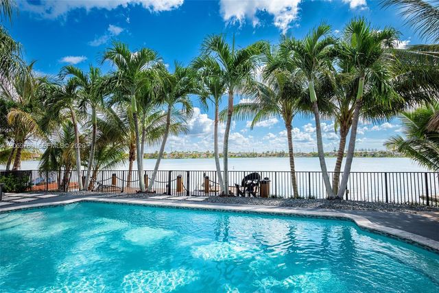 12949 SW 140 Street Road, Miami, FL 33186