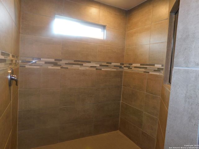 8810 Appaloosa Pass, Converse, TX 78109