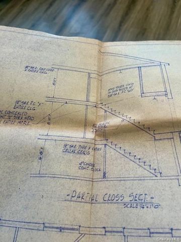 10922 Myrtle Avenue, Richmond Hill North, NY 11418