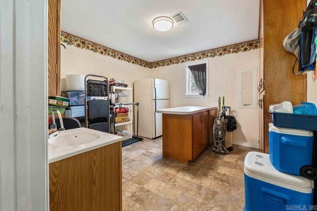 1315 S Crawford St, Clarksville, AR 72830