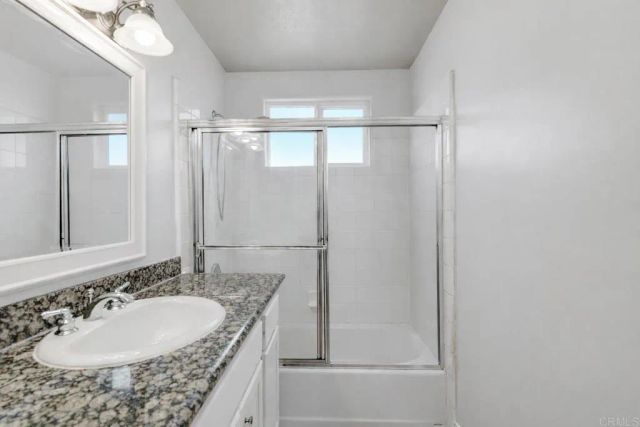 800 N Mollison Avenue 36, El Cajon, CA 92021