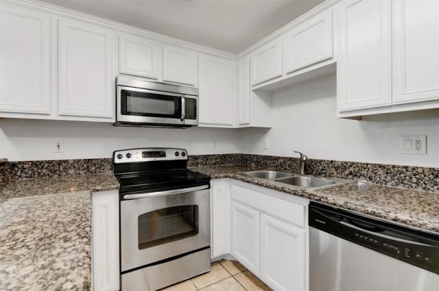 800 N Mollison Avenue 36, El Cajon, CA 92021