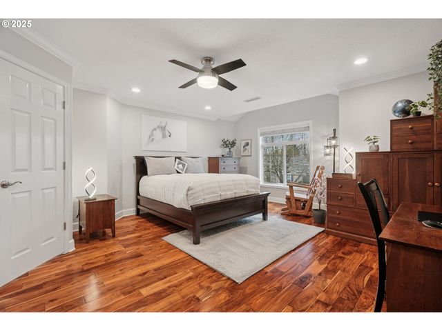 1333 Ne ZACHARY St, Hillsboro, OR 97124