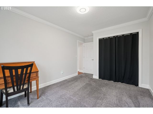 1333 Ne ZACHARY St, Hillsboro, OR 97124