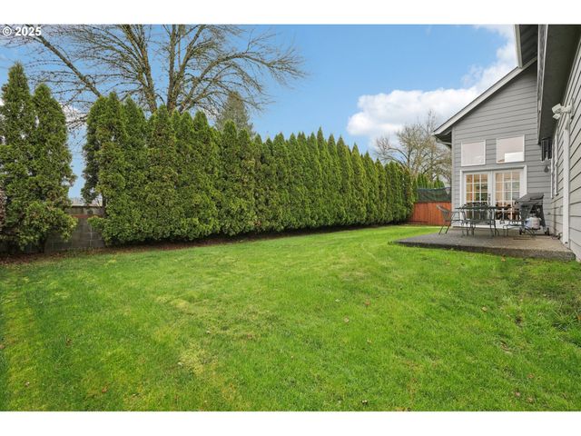 1333 Ne ZACHARY St, Hillsboro, OR 97124