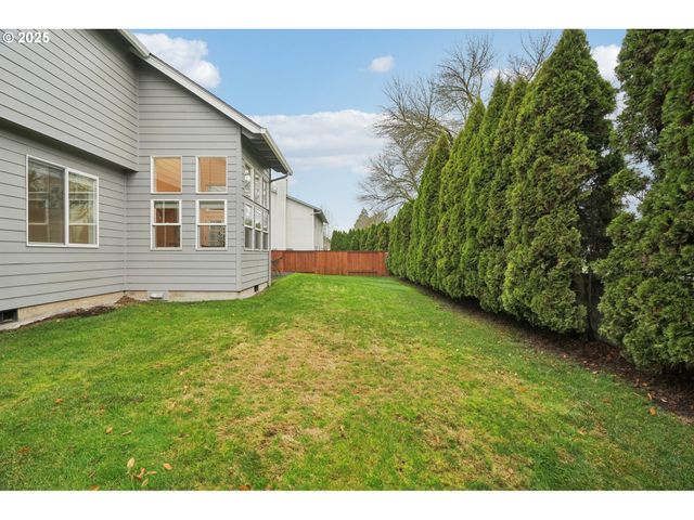 1333 Ne ZACHARY St, Hillsboro, OR 97124