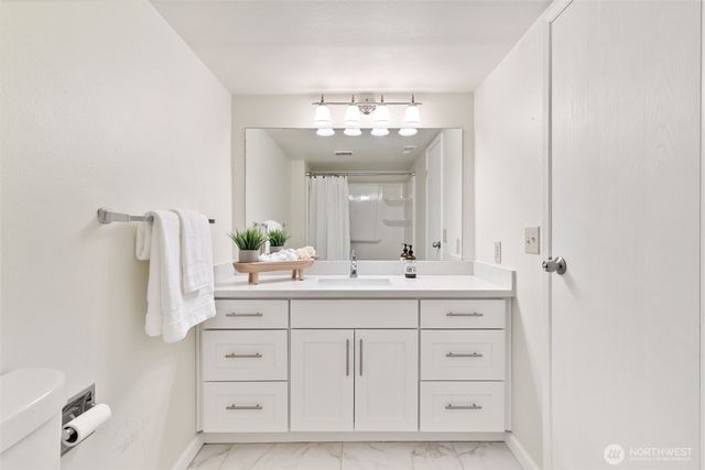 3919 SW 313th Street, Federal Way, WA 98023