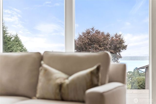 3919 SW 313th Street, Federal Way, WA 98023