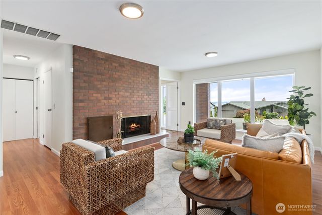 3919 SW 313th Street, Federal Way, WA 98023