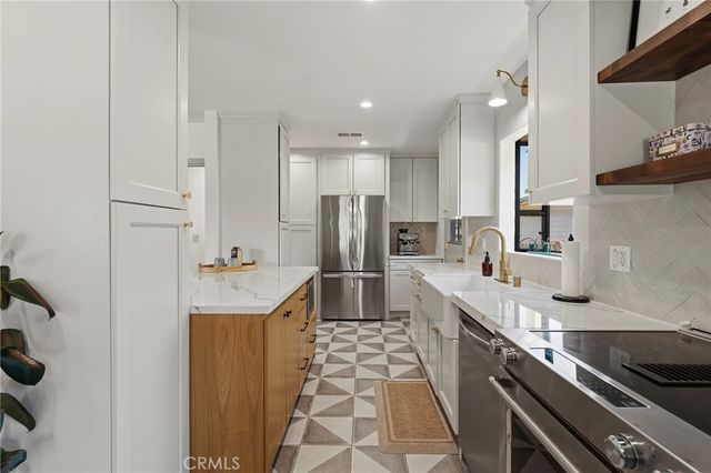 10623 Tinker Avenue, Tujunga, CA 91042