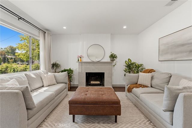 10623 Tinker Avenue, Tujunga, CA 91042