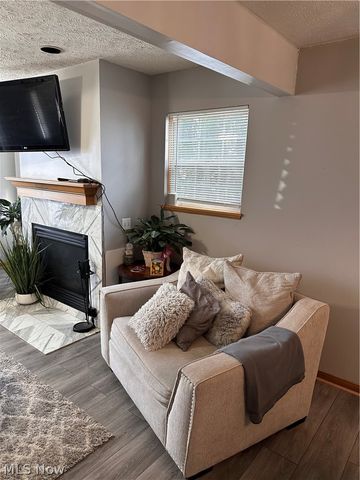 2983 Hampton Road, Cleveland, OH 44120