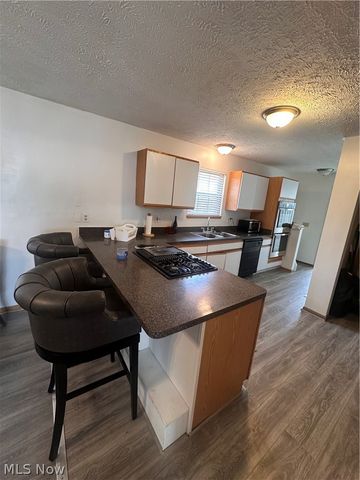 2983 Hampton Road, Cleveland, OH 44120