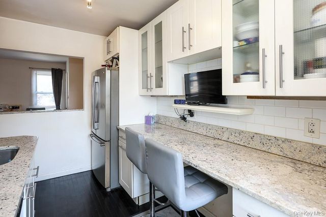 71-11 252 Street 195B, Bellerose, NY 11426