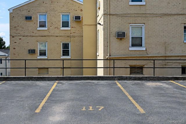 71-11 252 Street 195B, Bellerose, NY 11426