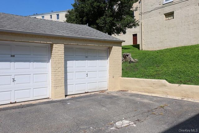 71-11 252 Street 195B, Bellerose, NY 11426