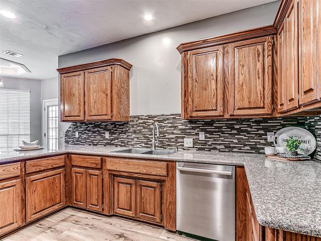 9109 SW 24th Street, Oklahoma City, OK 73128