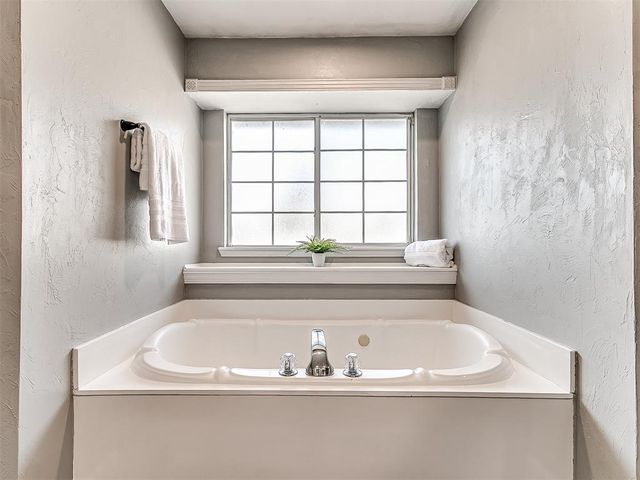 9109 SW 24th Street, Oklahoma City, OK 73128