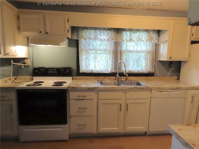 1625 Troy Road, South Charleston, WV 25303