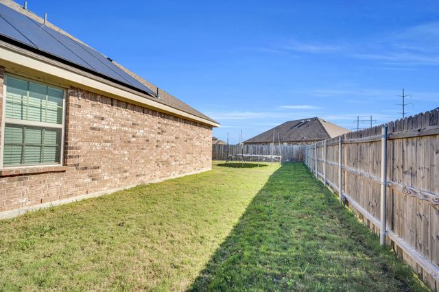 254 Equestrian Drive, Waxahachie, TX 75165