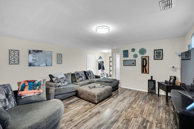 254 Equestrian Drive, Waxahachie, TX 75165