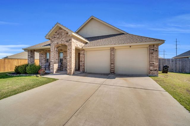 254 Equestrian Drive, Waxahachie, TX 75165