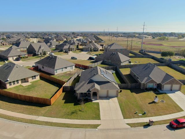 254 Equestrian Drive, Waxahachie, TX 75165