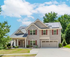 893 Whitfield Oak Road, Auburn, GA 30011