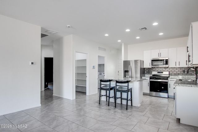 12442 W Lilliston Way, Marana, AZ 85653