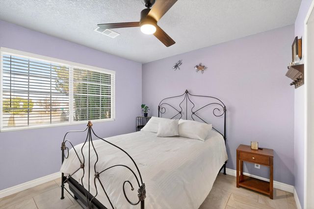 6966 Clark Hills Drive NE, Rio Rancho, NM 87144