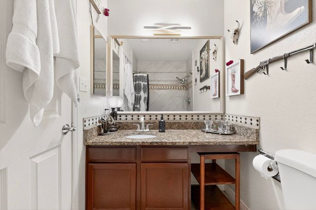 6966 Clark Hills Drive NE, Rio Rancho, NM 87144