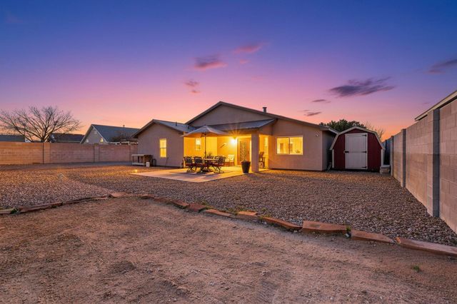 6966 Clark Hills Drive NE, Rio Rancho, NM 87144