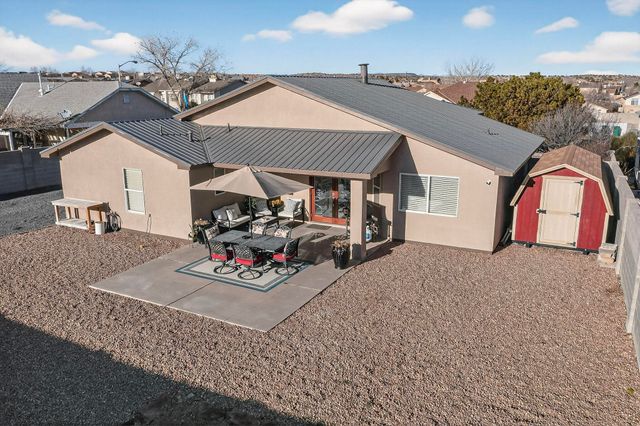6966 Clark Hills Drive NE, Rio Rancho, NM 87144