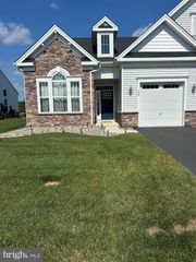 126 BRIDGE BLVD, Mount Holly, NJ 08060