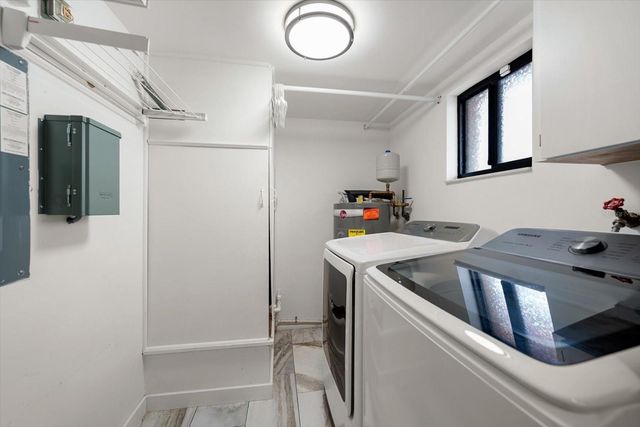 240 WINDWARD PSGE 401, Clearwater Beach, FL 33767