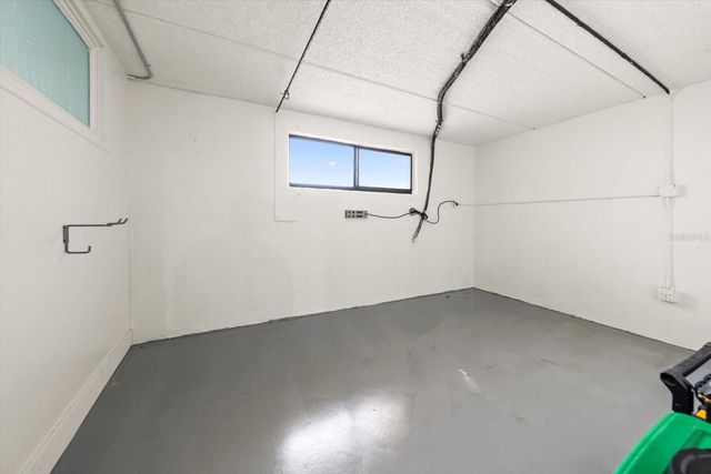 240 WINDWARD PSGE 401, Clearwater Beach, FL 33767