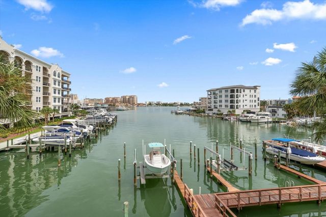 240 WINDWARD PSGE 401, Clearwater Beach, FL 33767