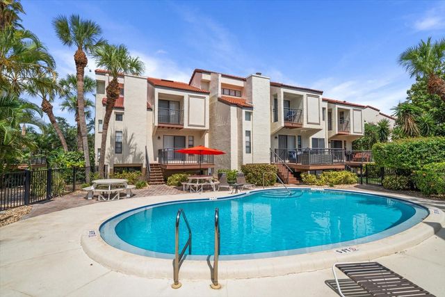 240 WINDWARD PSGE 401, Clearwater Beach, FL 33767