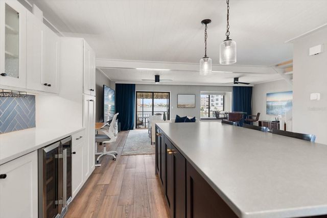 240 WINDWARD PSGE 401, Clearwater Beach, FL 33767