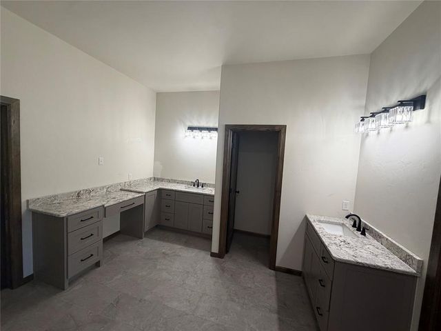 929 Dorsi Circle, Newcastle, OK 73065