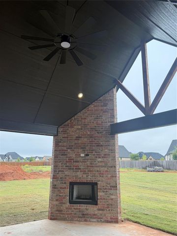 929 Dorsi Circle, Newcastle, OK 73065