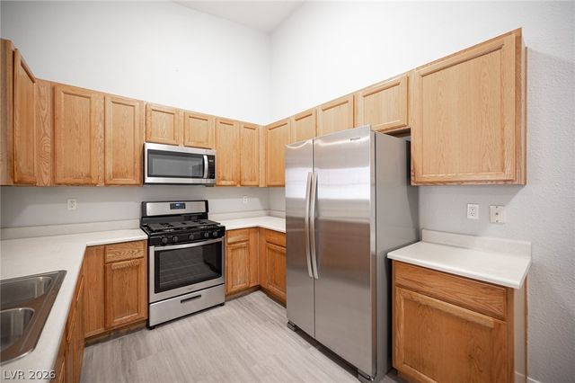 7450 South Eastern Avenue 2068, Las Vegas, NV 89123