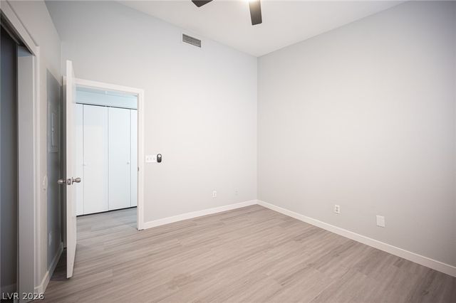 7450 South Eastern Avenue 2068, Las Vegas, NV 89123